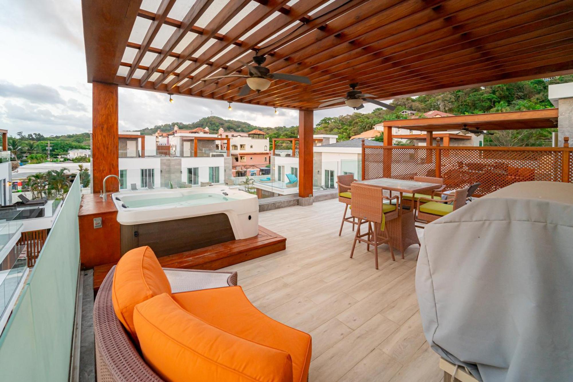 Villa Ocean One Roatan à West Bay Extérieur photo